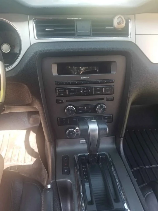 2012 Ford S197 Mustang - Image 2 of 14