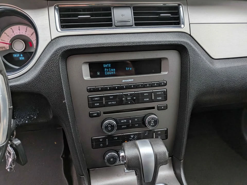 2012 Ford S197 Mustang - Image 7 of 17