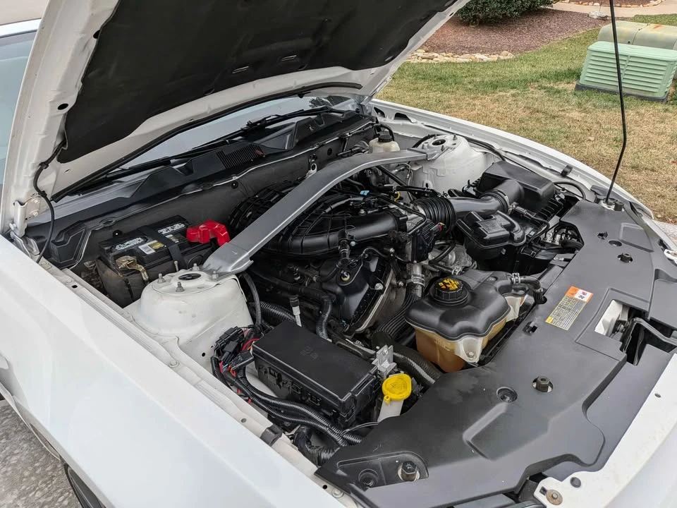 2012 Ford S197 Mustang - Image 11 of 17