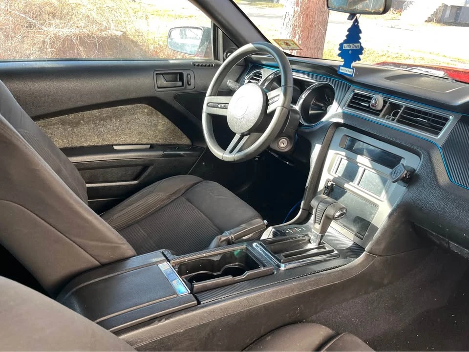 2012 Ford S197 Mustang - Image 12 of 17
