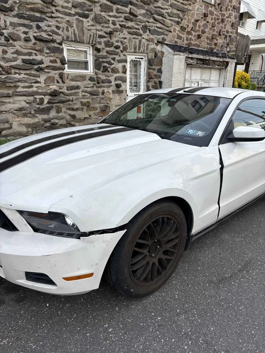 2012 Ford S197 Mustang - Image 5 of 7