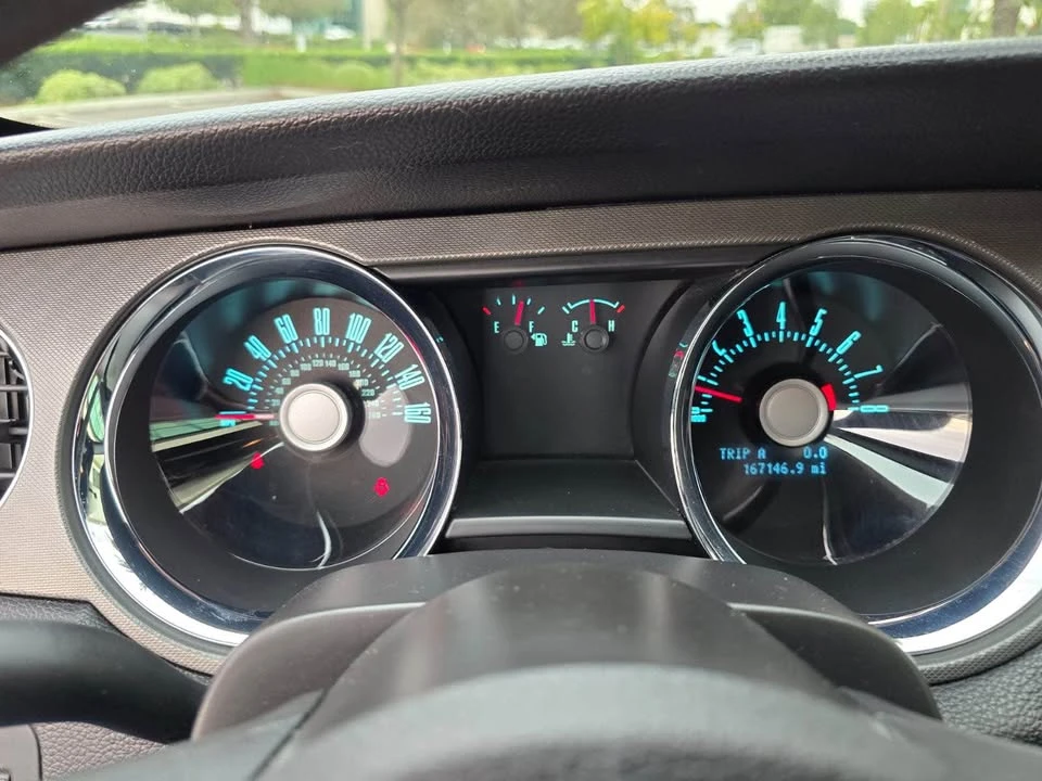 2012 Ford S197 Mustang - Image 13 of 16