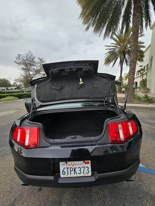 2012 Ford S197 Mustang - Image 11 of 16
