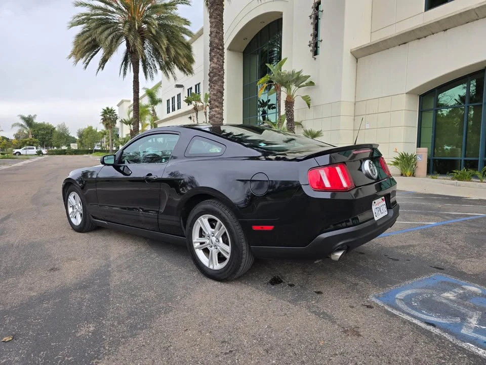 2012 Ford S197 Mustang - Image 2 of 16