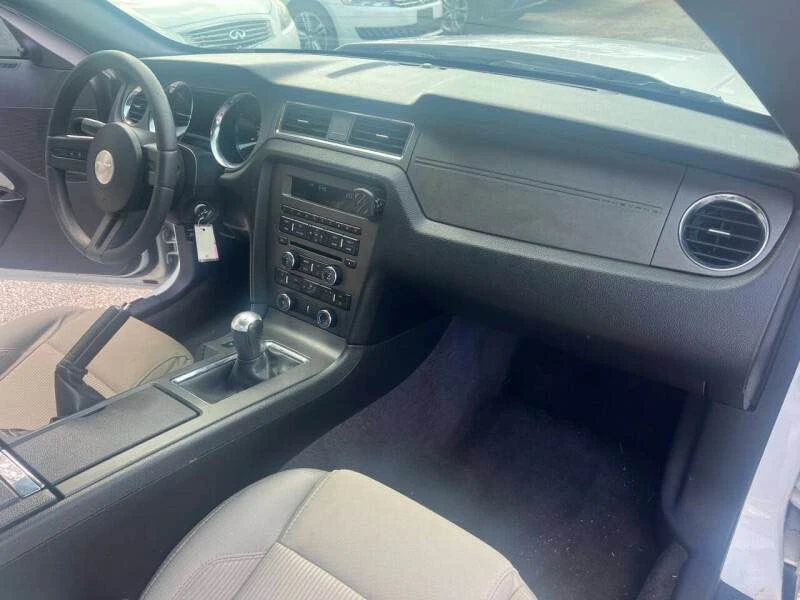 2012 Ford S197 Mustang - Image 14 of 15