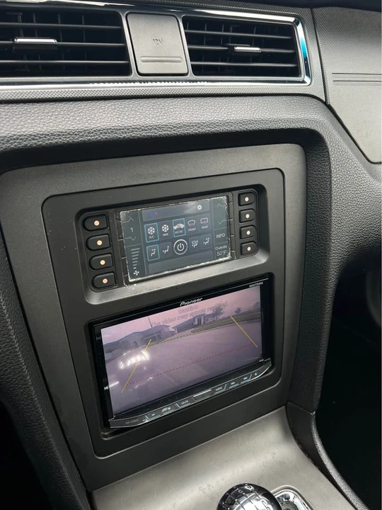 2012 Ford S197 Mustang - Image 15 of 19