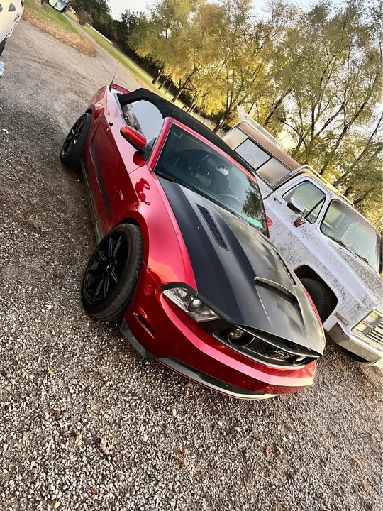 2012 Ford S197 Mustang - Image 2 of 3