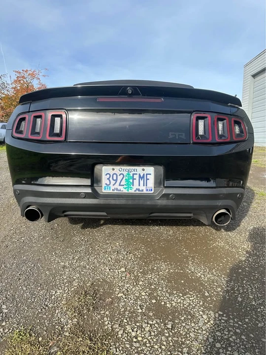 2012 Ford S197 Mustang - Image 2 of 6