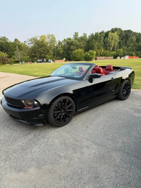 2012 Ford S197 Mustang - Image 8 of 13