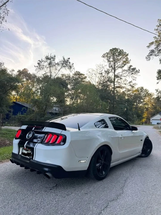2012 Ford S197 Mustang - Image 2 of 7