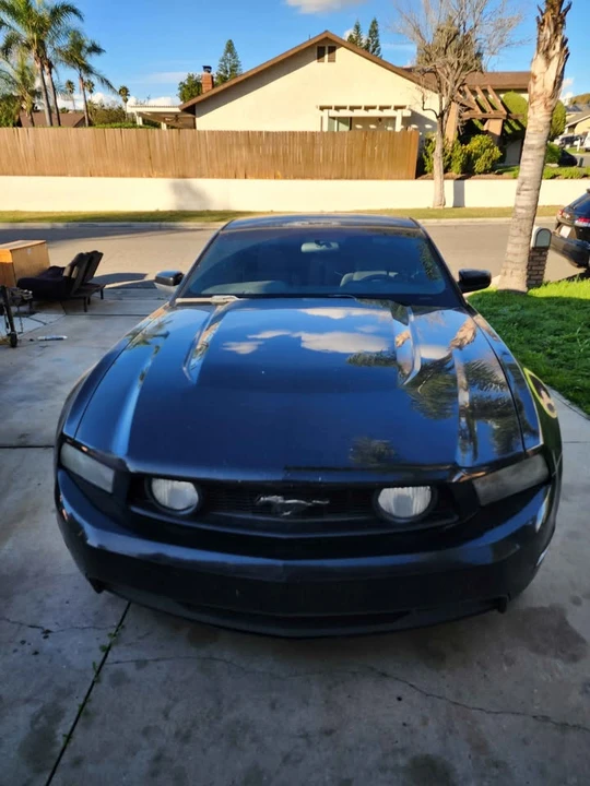 2012 Ford S197 Mustang - Image 2 of 4