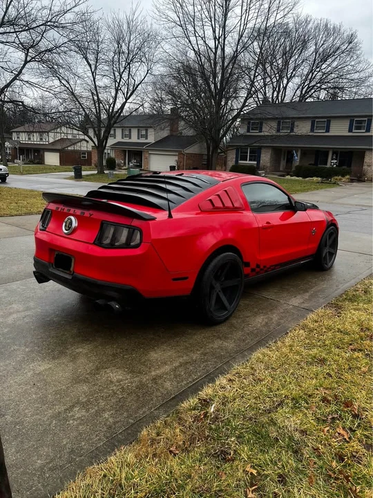 2012 Ford S197 Mustang - Image 2 of 8