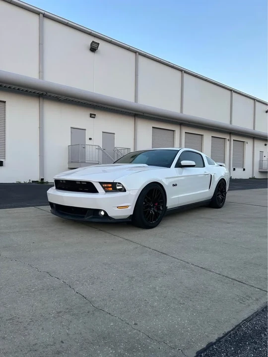 2012 Ford S197 Mustang - Image 10 of 11