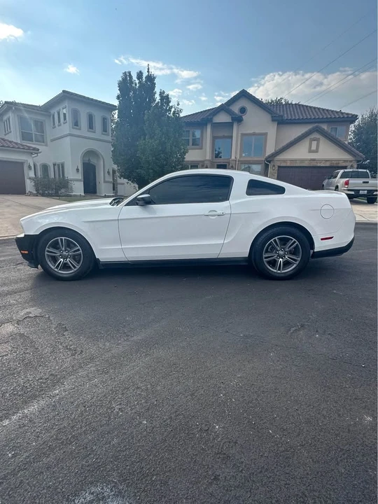 2012 Ford S197 Mustang - Image 5 of 18