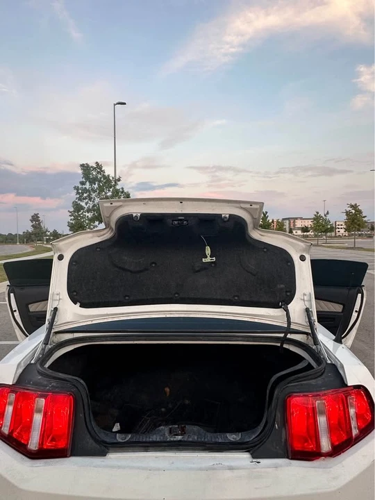 2012 Ford S197 Mustang - Image 17 of 18