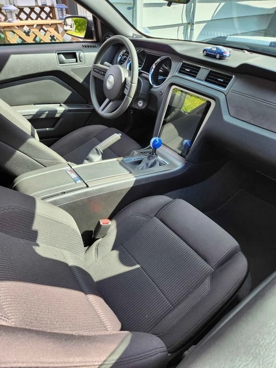 2012 Ford S197 Mustang - Image 7 of 11
