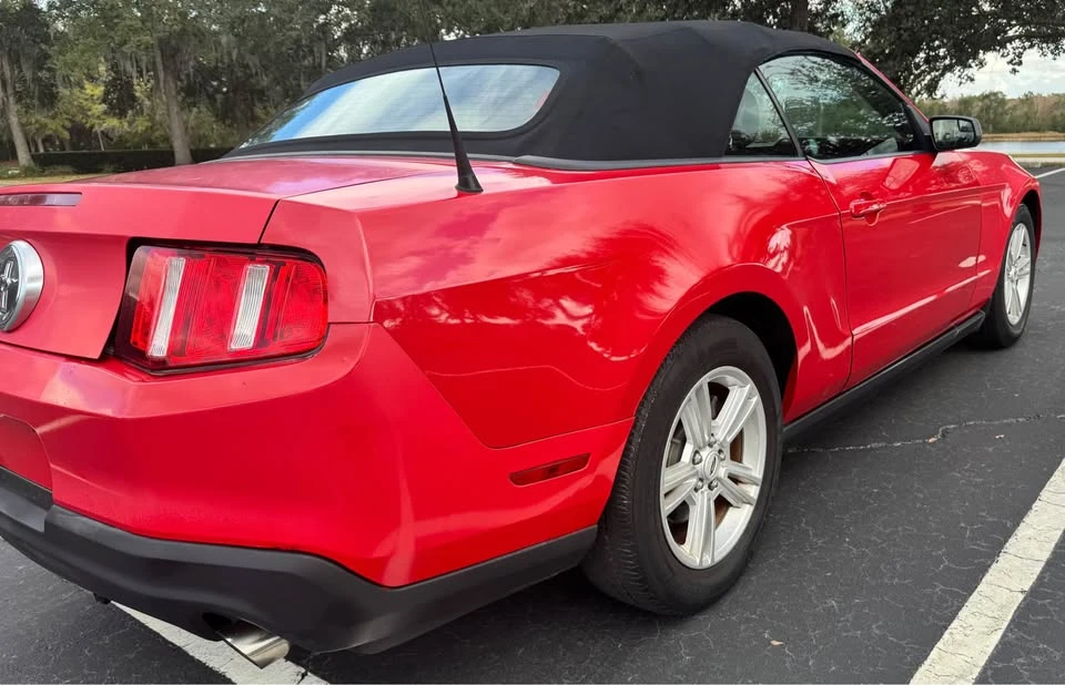 2012 Ford S197 Mustang - Image 15 of 17
