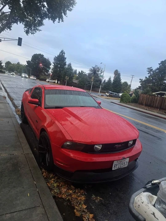 2012 Ford S197 Mustang - Image 8 of 14