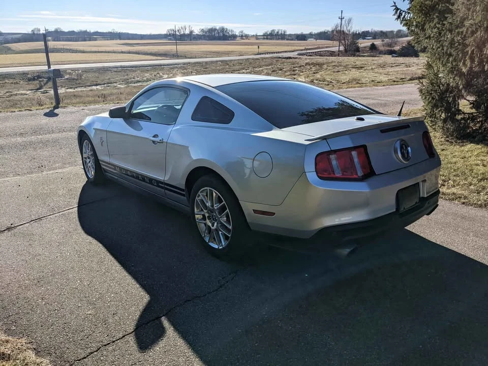 2012 Ford S197 Mustang - Image 3 of 8