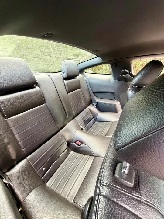 2012 Ford S197 Mustang - Image 11 of 12