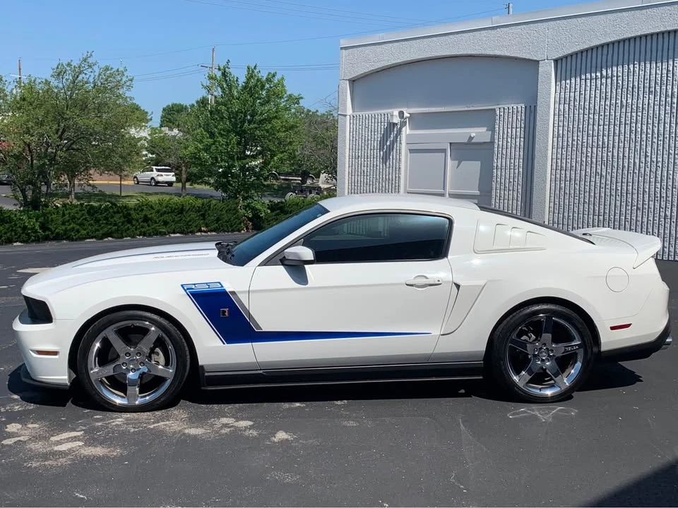 2012 Ford S197 Mustang - Image 9 of 19