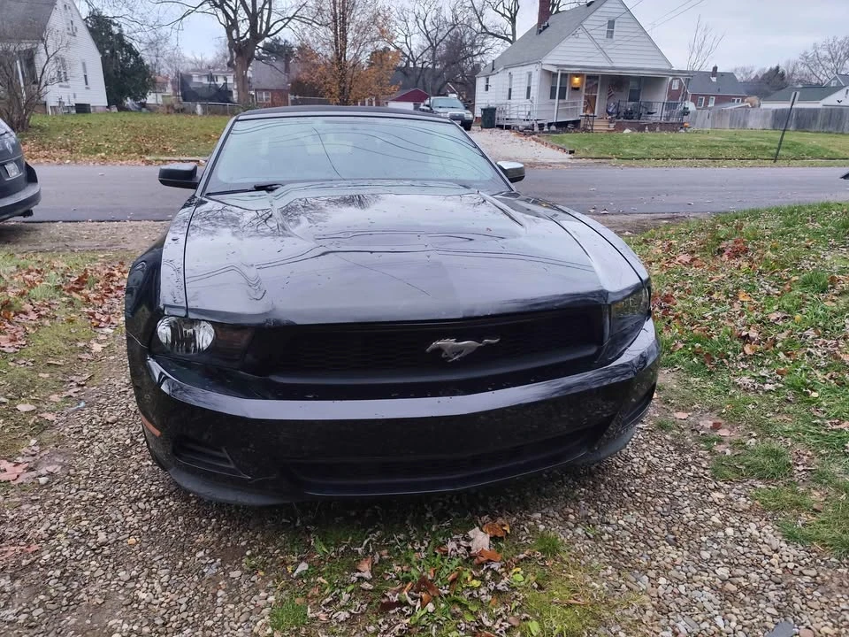 2012 Ford S197 Mustang - Image 2 of 16