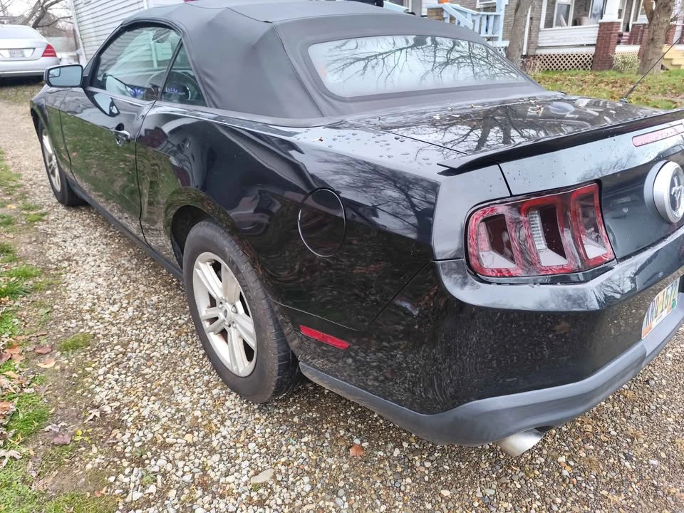 2012 Ford S197 Mustang - Image 8 of 16