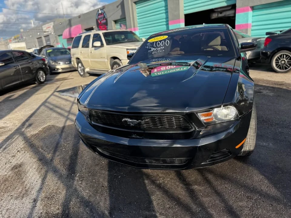 2012 Ford S197 Mustang - Image 2 of 10