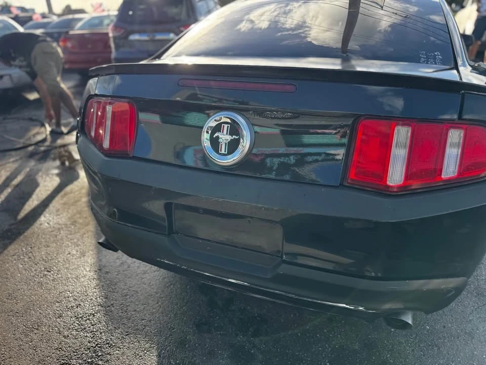 2012 Ford S197 Mustang - Image 7 of 10