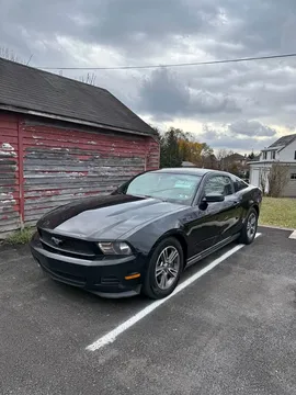 2012 Ford Mustang V6 Coupe 2D