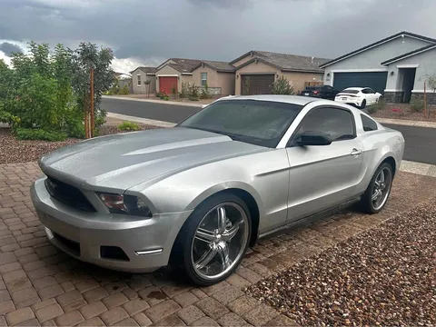 2012 Ford Mustang V6 Coupe
