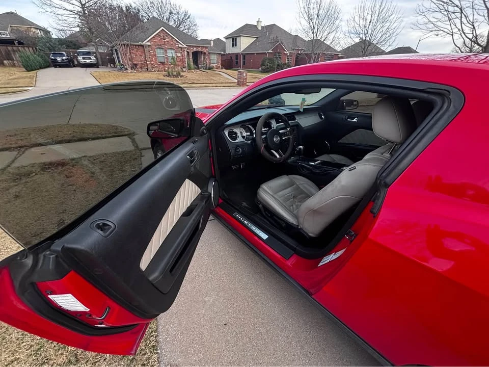 2012 Ford S197 Mustang - Image 10 of 13