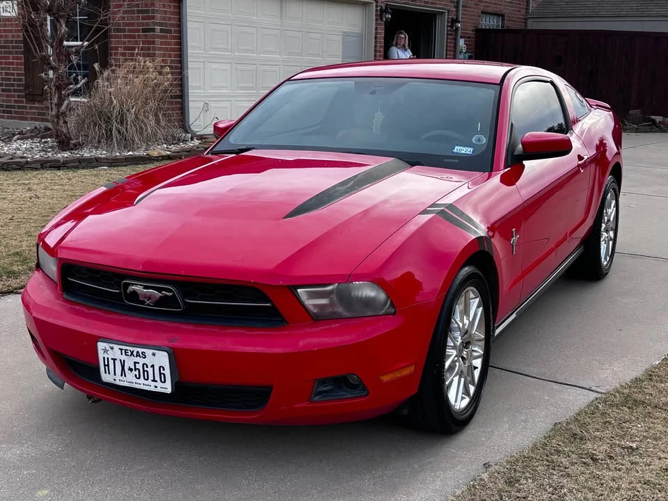 2012 Ford S197 Mustang - Image 2 of 13