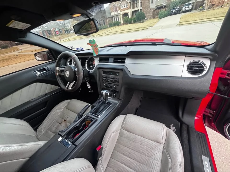 2012 Ford S197 Mustang - Image 8 of 13