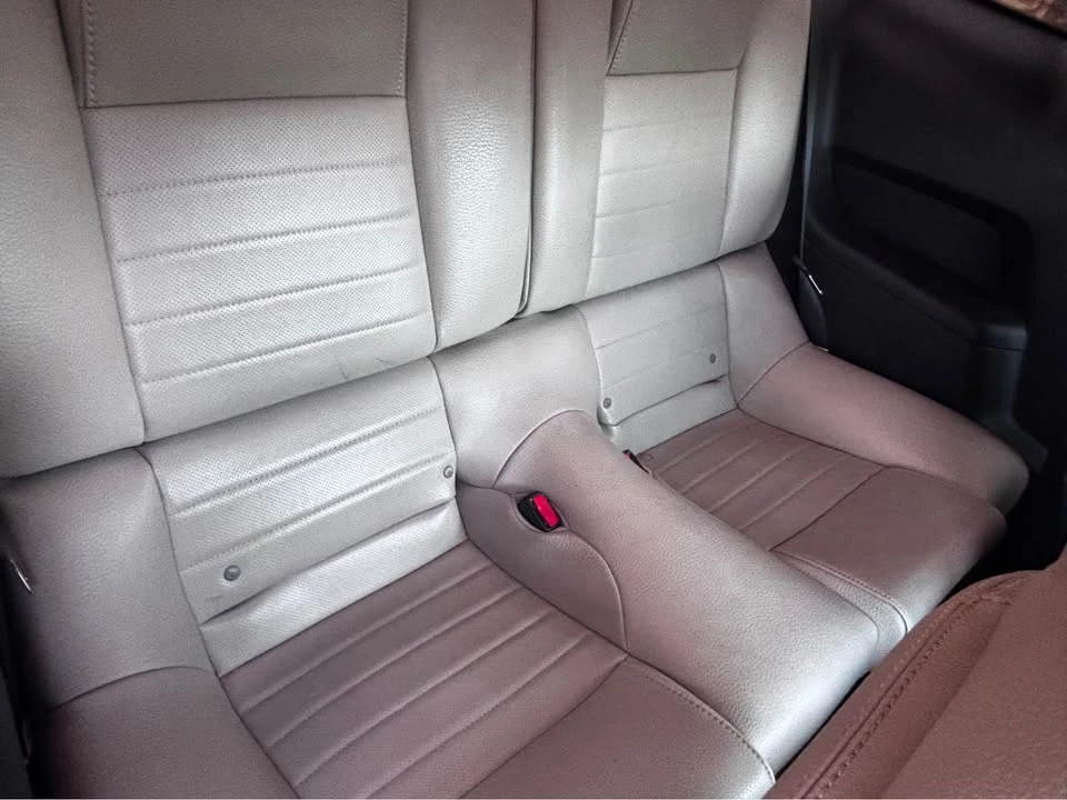 2012 Ford S197 Mustang - Image 6 of 13