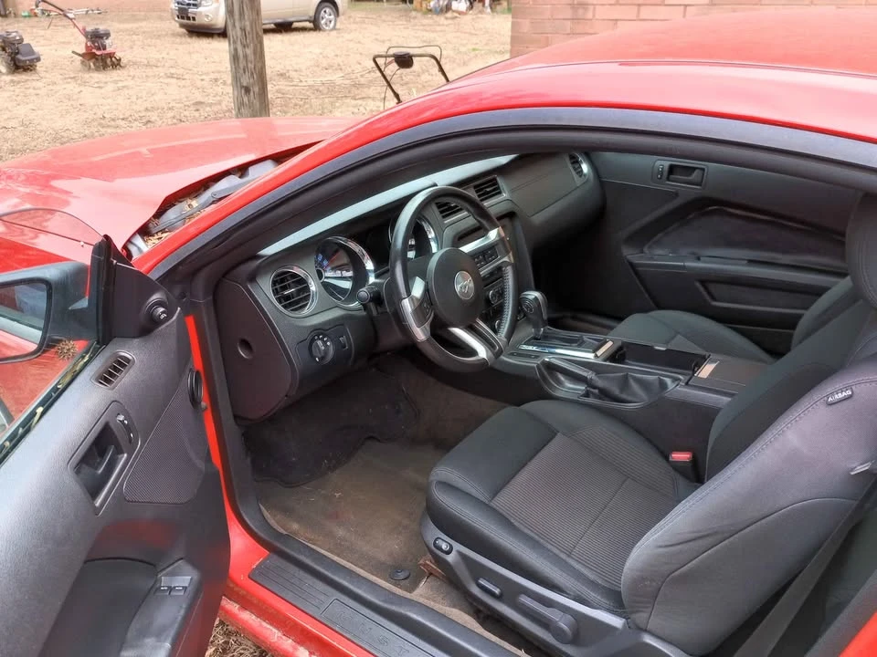 2012 Ford S197 Mustang - Image 6 of 7