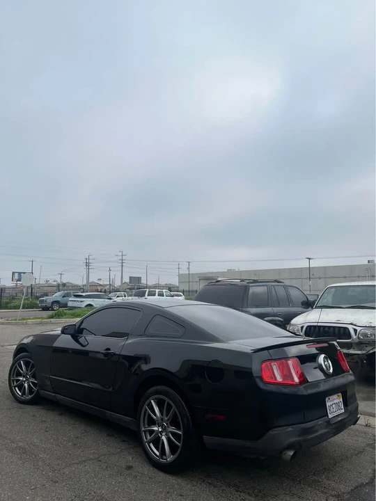 2012 Ford S197 Mustang - Image 6 of 12