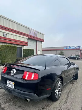 2012 Ford Mustang V6 Coupe