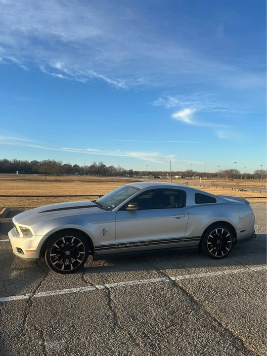 2012 Ford S197 Mustang - Image 2 of 13