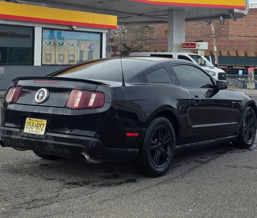 2012 Ford S197 Mustang - Image 4 of 9