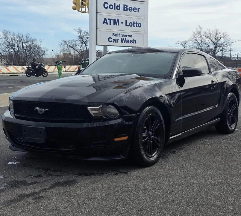 2012 Ford S197 Mustang - Image 2 of 9