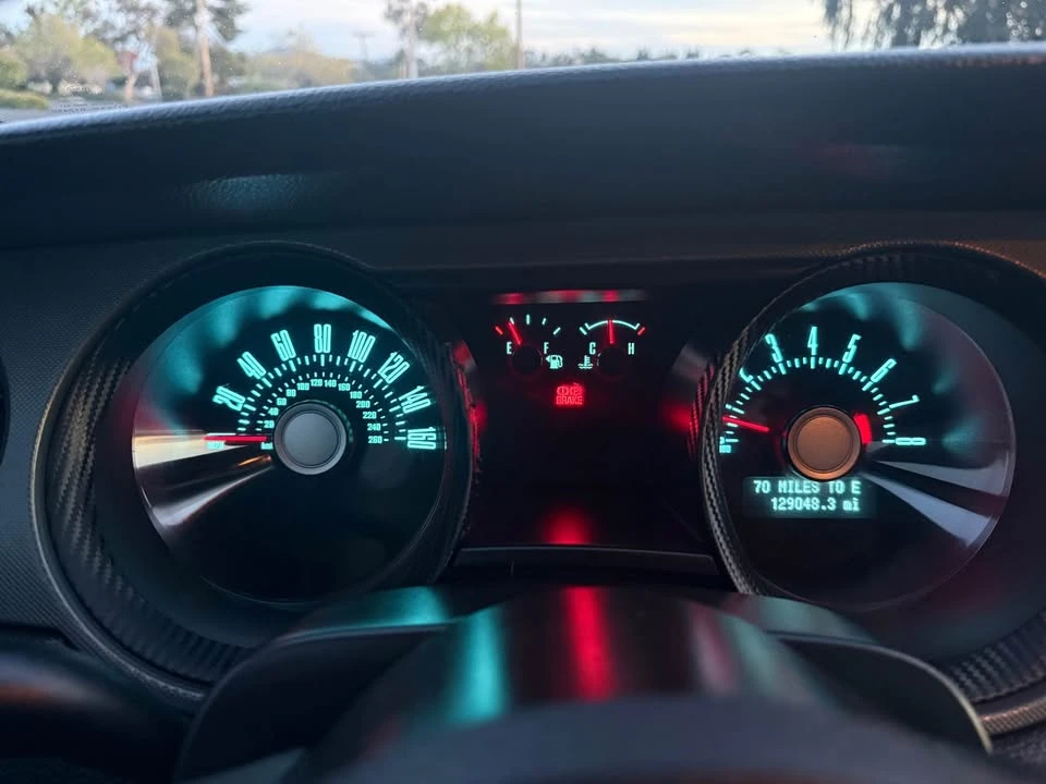 2012 Ford S197 Mustang - Image 13 of 14