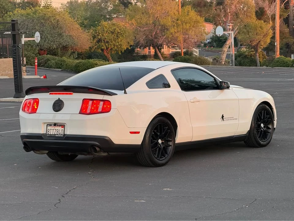2012 Ford S197 Mustang - Image 4 of 14