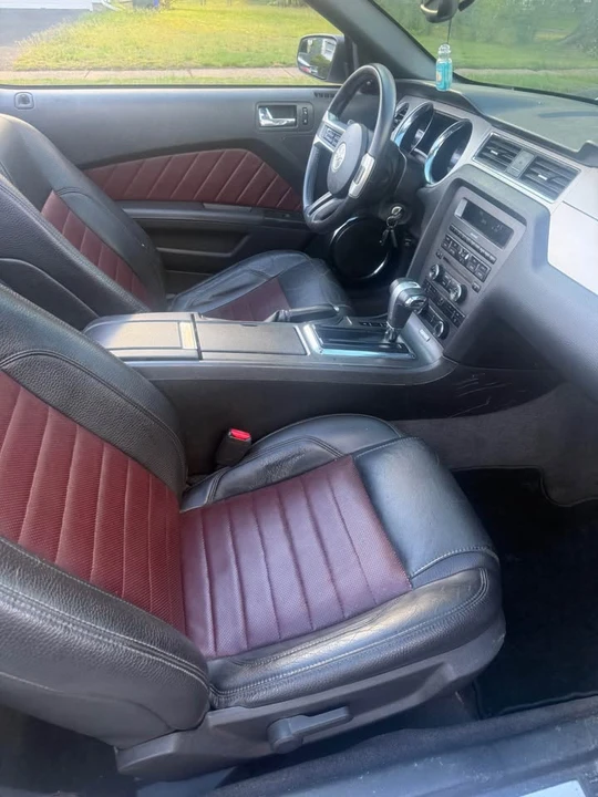 2012 Ford S197 Mustang - Image 14 of 15