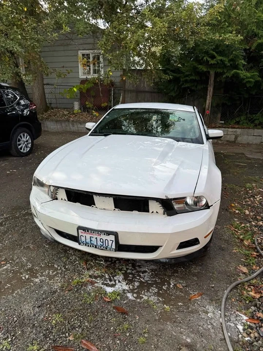 2012 Ford S197 Mustang - Image 3 of 9