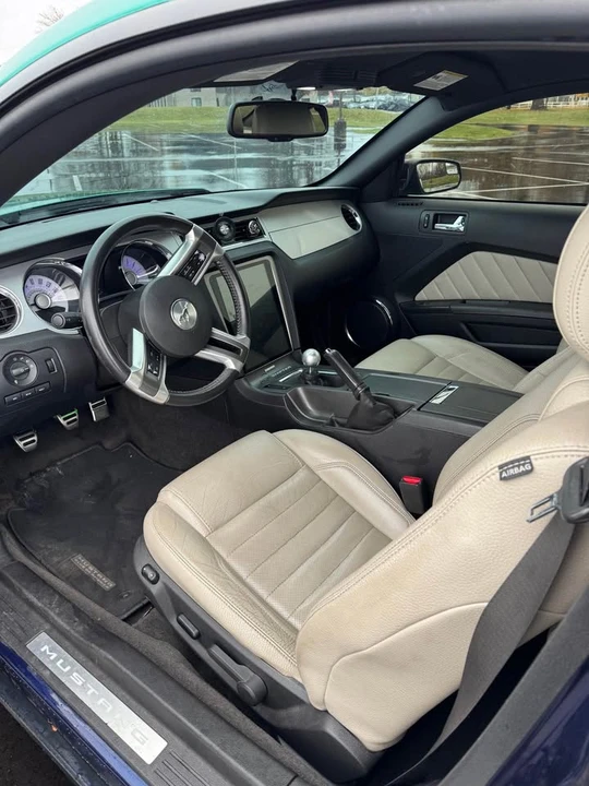 2012 Ford S197 Mustang - Image 7 of 10