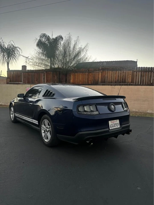 2012 Ford S197 Mustang - Image 4 of 6