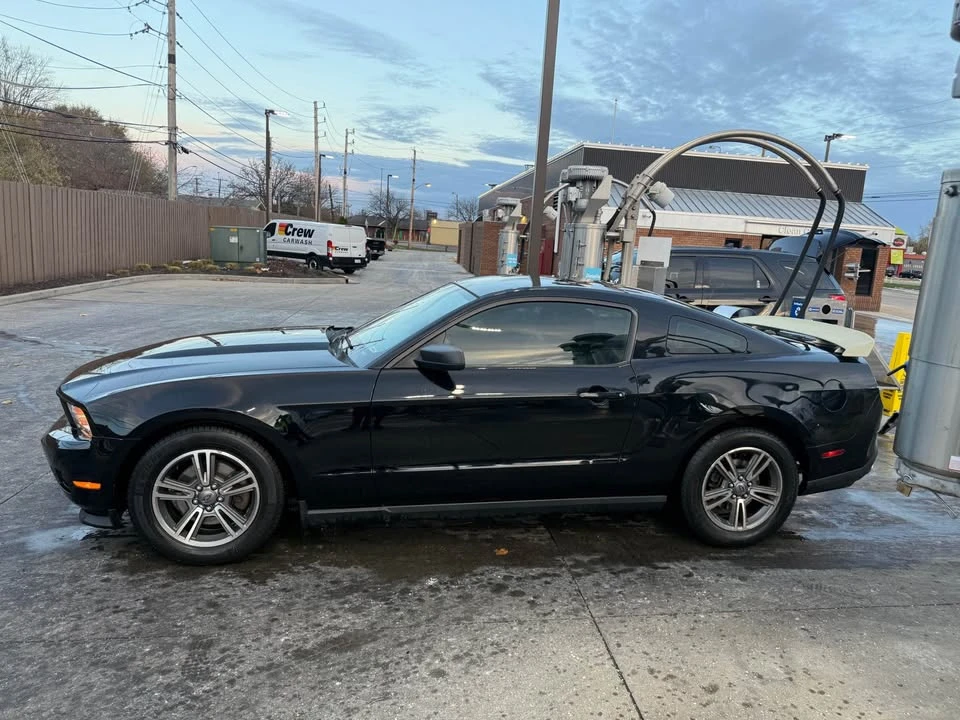 2012 Ford S197 Mustang - Image 4 of 11