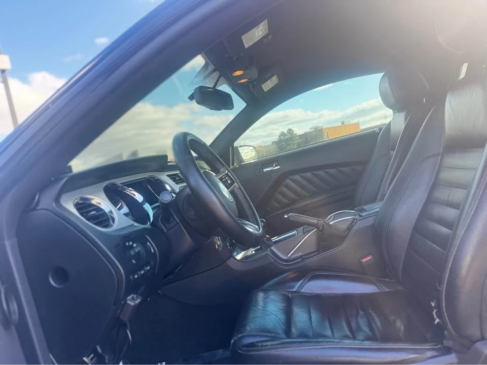 2012 Ford S197 Mustang - Image 9 of 15