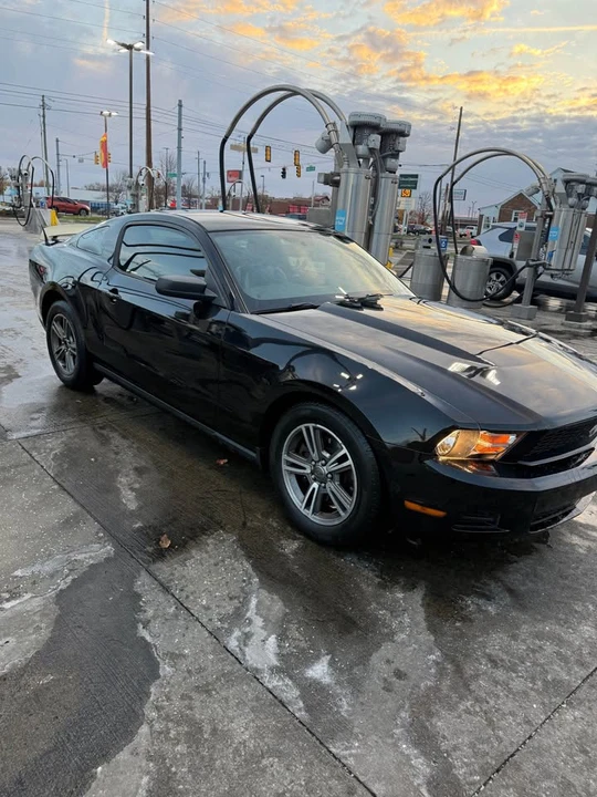 2012 Ford S197 Mustang - Image 3 of 11